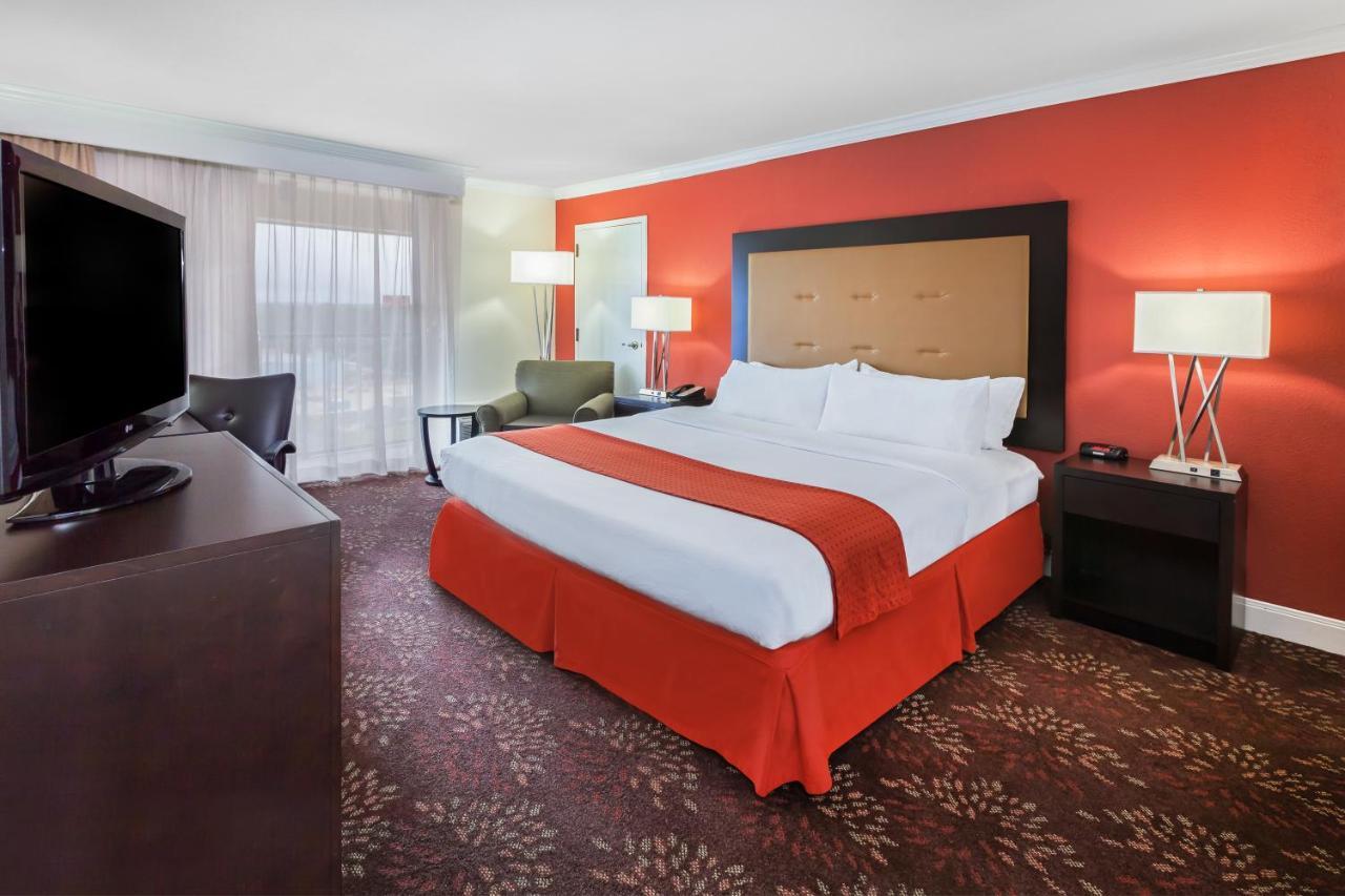 Holiday Inn Tyler - Conference Center By Ihg Ngoại thất bức ảnh